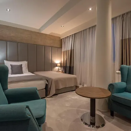 Hotel Abc 4*