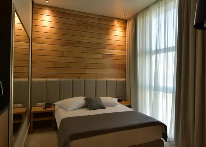 ホテル Abc レスコヴァツ